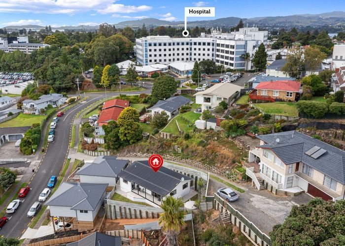  at 102B Laurence Street North, Gate Pa, Tauranga, Bay Of Plenty