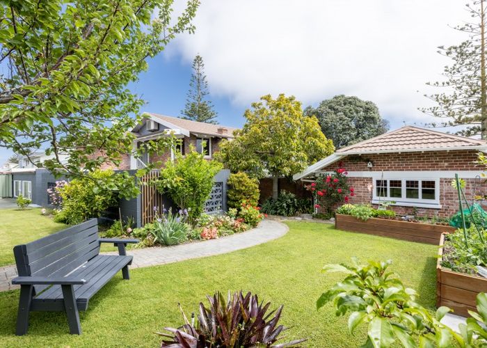  at 22 Pukeko Place, Westshore, Napier