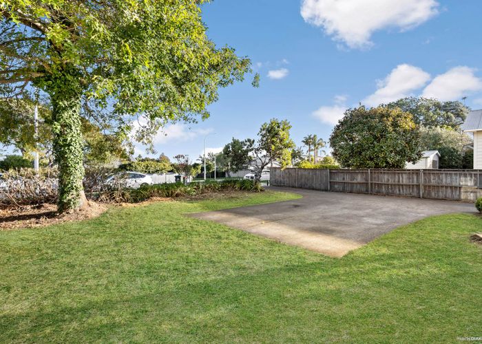  at 12 Powell Street, Avondale, Auckland