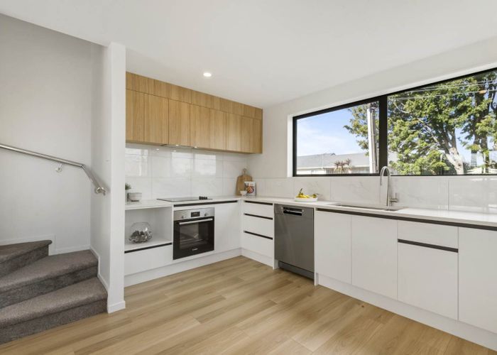  at Lot 2/ 2 Fairview Road, Papatoetoe, Manukau City, Auckland