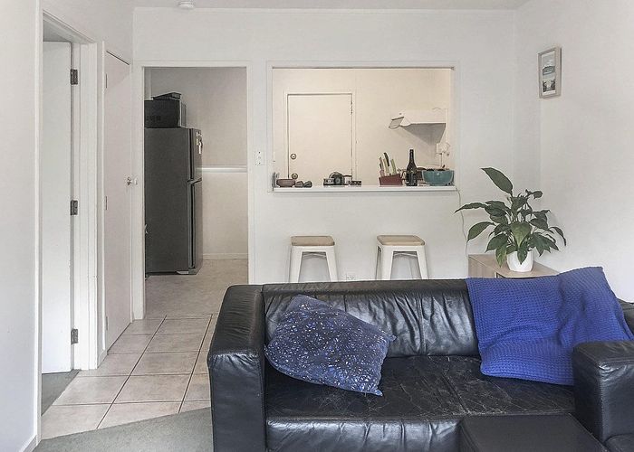  at 2/7 Western Springs Rd, Kingsland, Auckland City, Auckland