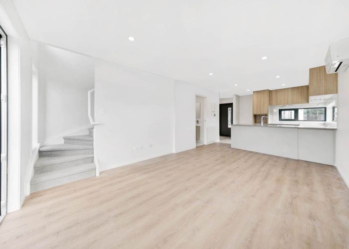  at Lot 1/23 & 25 Sullivan Avenue, Mangere Bridge, Manukau City, Auckland