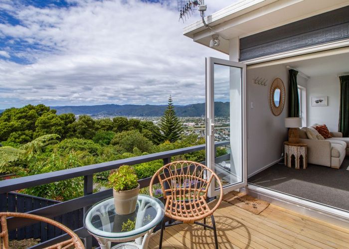  at 1 Jacaranda Grove, Maungaraki, Lower Hutt, Wellington