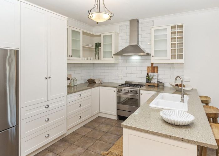  at 7 Malcolm Avenue, Cashmere, Christchurch City, Canterbury