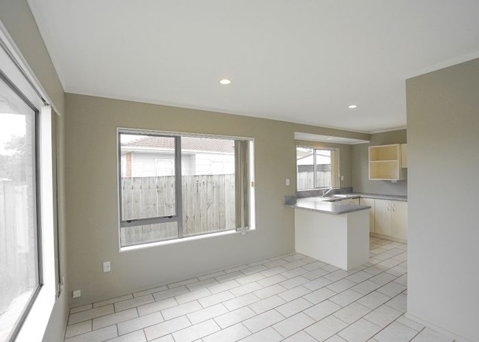  at 27 Oratu Place, Manurewa, Manukau City, Auckland