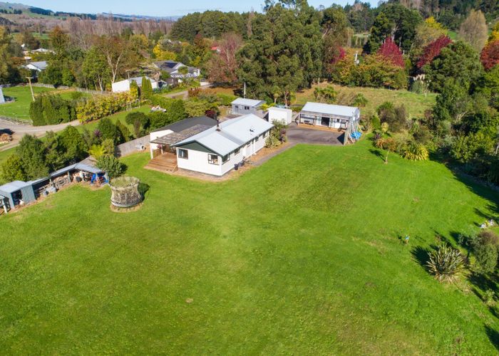  at 5 Kaka Street, Pohangina, Ashhurst