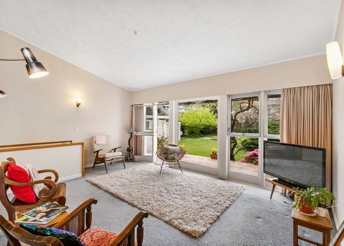  at 60 Hogans Rd, Glenfield, North Shore City, Auckland