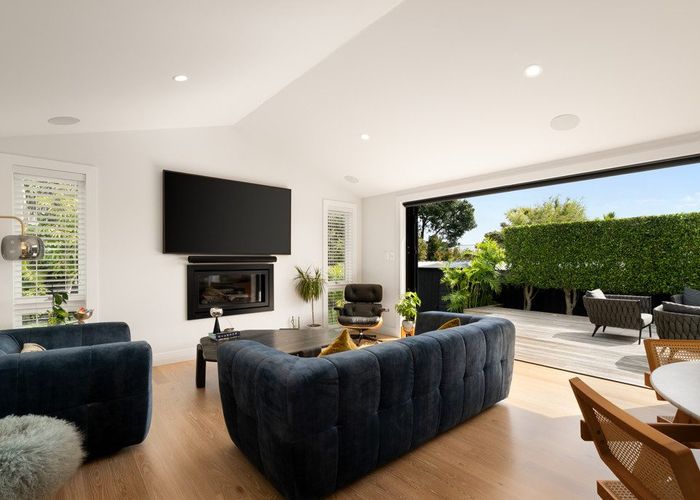  at 26 Tuarangi Road, Grey Lynn, Auckland City, Auckland