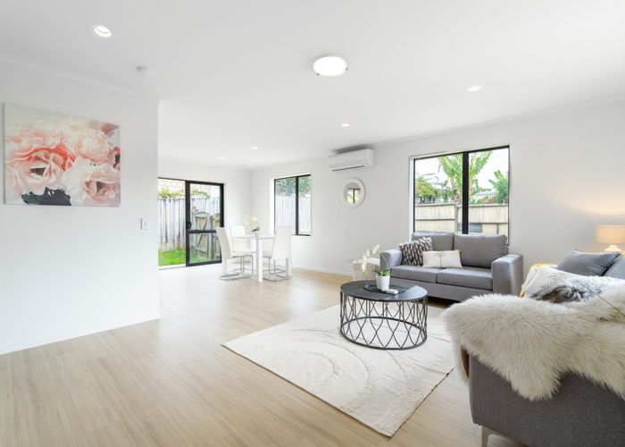  at 14 Cade Place, Weymouth, Auckland