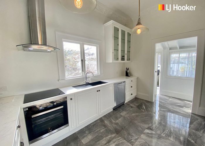  at 10 Moana Crescent, Musselburgh, Dunedin