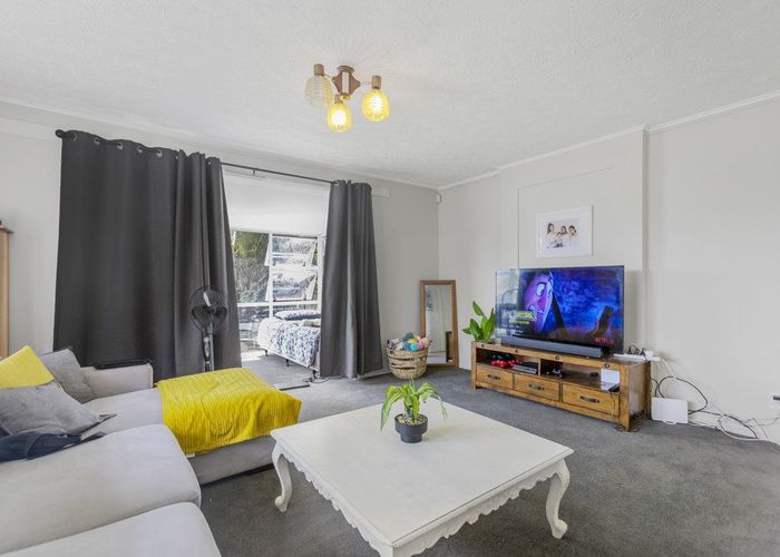  at 42 Tiraumea Drive, Pakuranga, Manukau City, Auckland