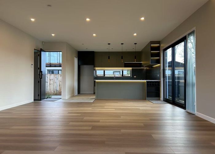  at 7C Daytona Road, Henderson, Waitakere City, Auckland