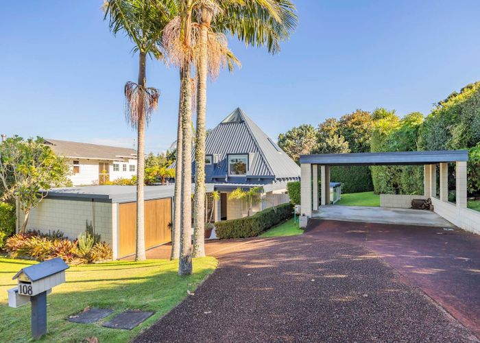  at 108 Porritt Avenue, Chatswood, Auckland