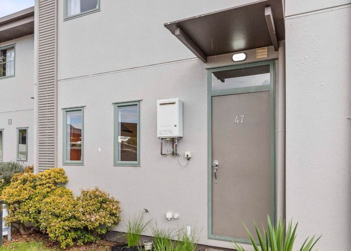  at 47/42 Holly Street, Avondale, Auckland City, Auckland