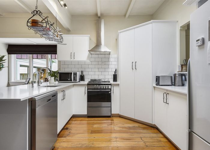  at 83 Nixon Street, Hamilton East, Hamilton