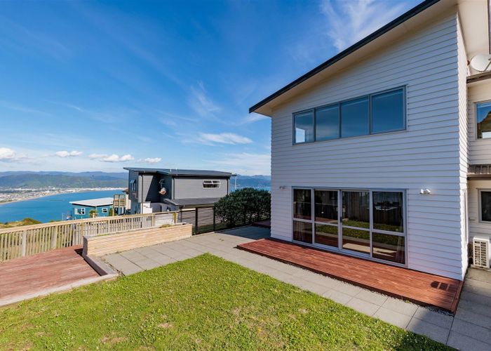  at 27 Tamworth Crescent, Newlands, Wellington, Wellington