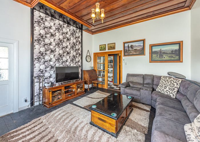  at 7 Barrack Street, City Centre, Whanganui, Manawatu / Whanganui