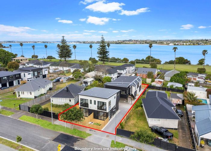  at 18B Pirangi Street, Point England, Auckland City, Auckland