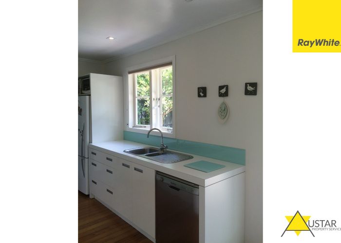  at 49 South Lynn Road, Titirangi, Waitakere City, Auckland