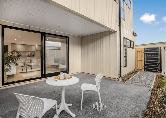  at 11/200 Knights Road, Lower Hutt, Lower Hutt, Wellington