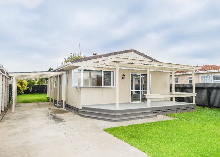  at 21 Surrey Road, Springvale, Whanganui
