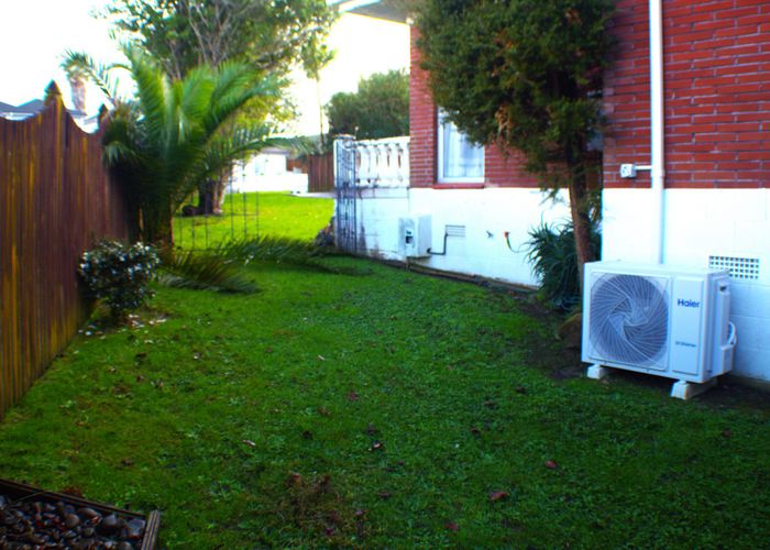  at 3/19 Hedge Row, Sunnyhills, Manukau City, Auckland