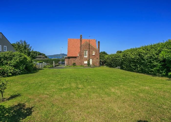 at 200 Hurstmere Road, Takapuna, Auckland