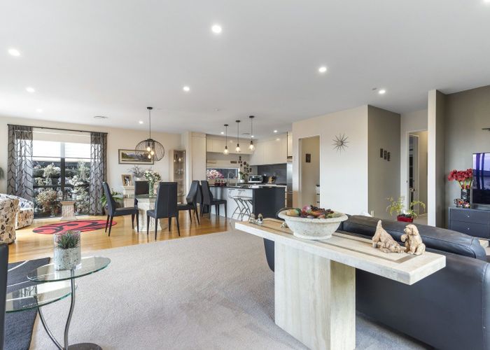  at 20 Thistle Close, Beachlands, Manukau City, Auckland