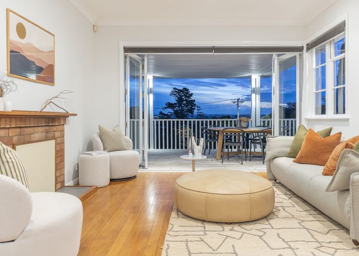  at 12 Seaside Avenue, Waterview, Auckland