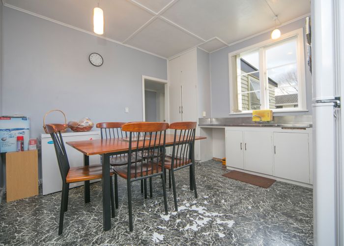  at 1/11 Royton Avenue, Māngere East, Auckland