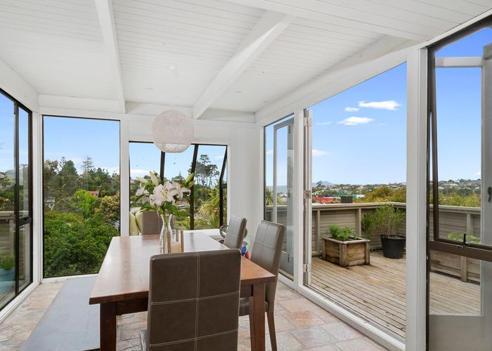  at 61A Woodlands Crescent, Browns Bay, Auckland