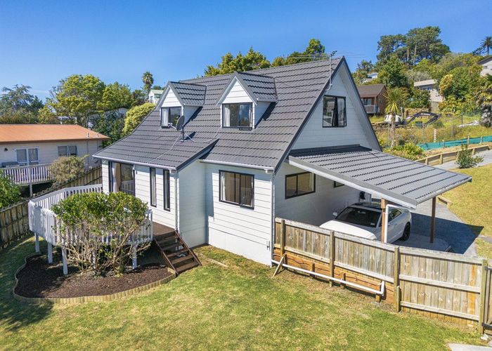  at 14 Mallard Place, Unsworth Heights, Auckland