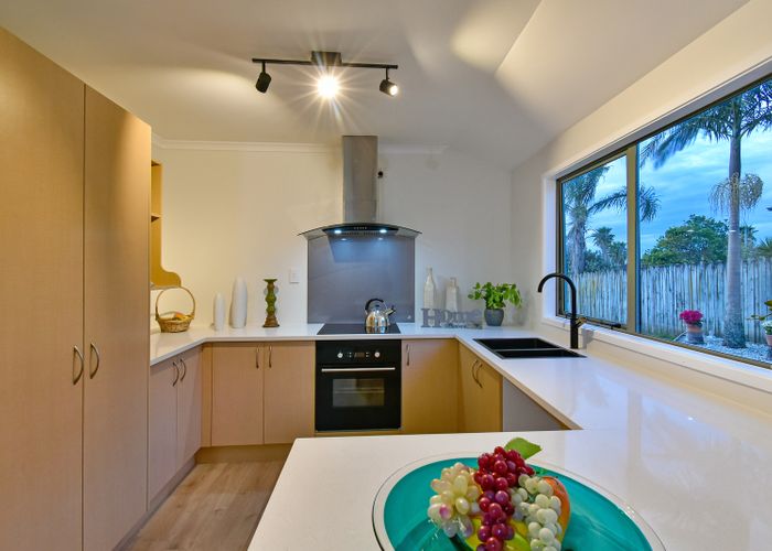  at 41 Robin Brooke Drive, Flat Bush, Auckland