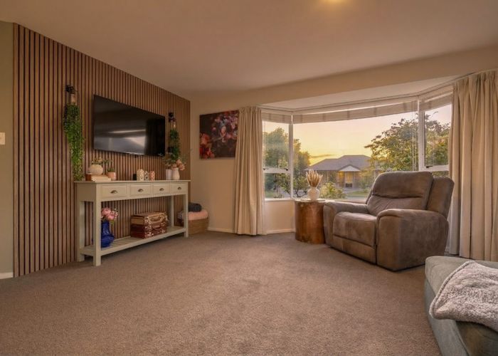  at 8 Innisfree Place, Northwood , Christchurch City, Canterbury