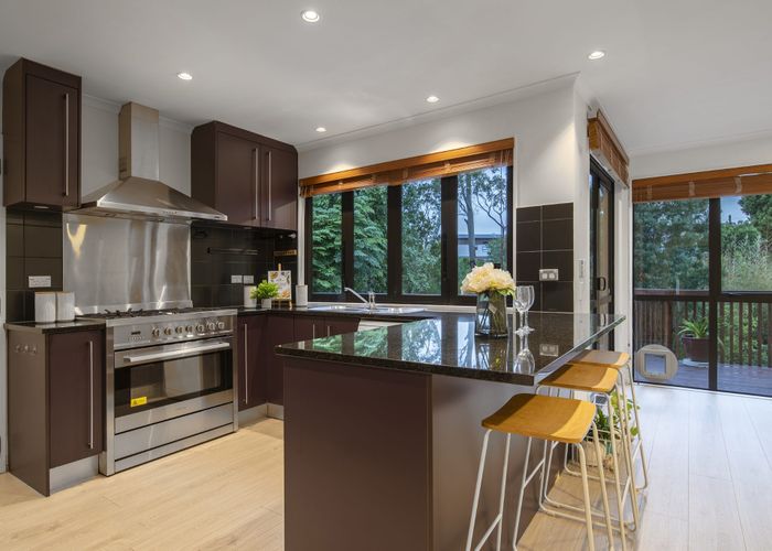  at 7 Twin Court, Albany, Auckland