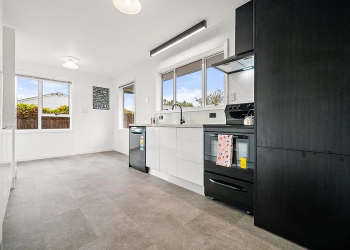  at 31 Horton Place, Avondale, Christchurch