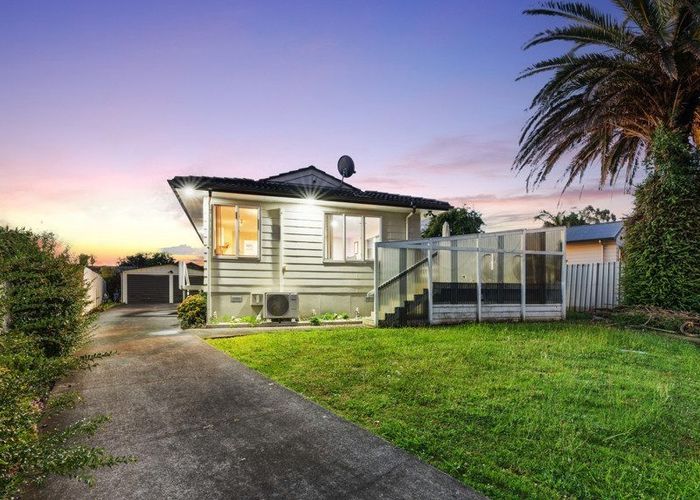  at 10 Vigo Place, Papatoetoe, Auckland