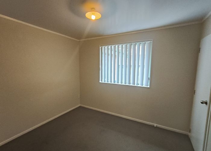  at 70 Glenveagh, Manurewa, Manukau City, Auckland