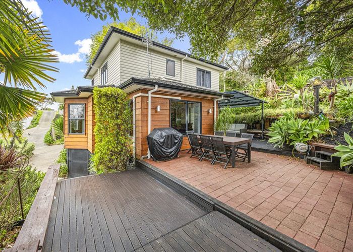  at 67E Pleasant Road, Glen Eden, Waitakere City, Auckland