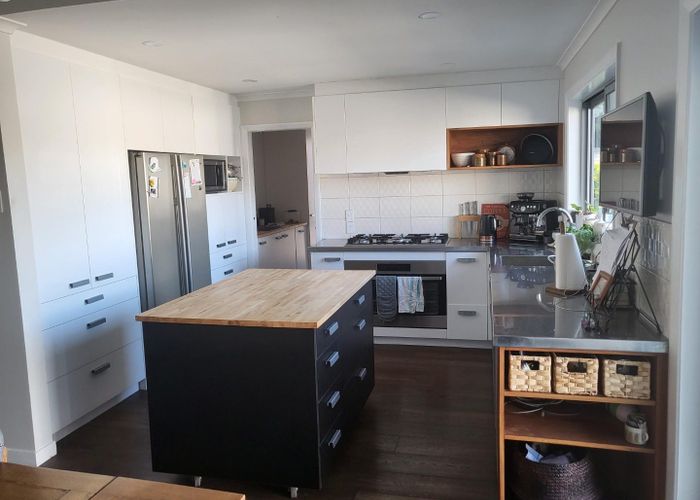  at 21 Fox Street, Hamilton East, Hamilton