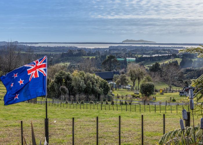  at 213 Upland Road, Aongatete, Katikati