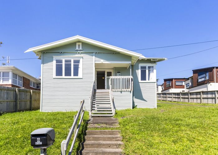  at 8 Corunna Road, Milford, North Shore City, Auckland