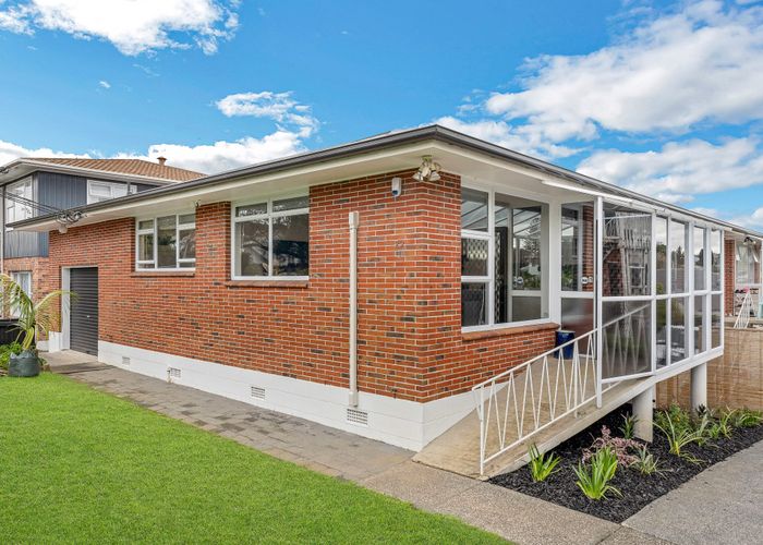  at 1/29 Clonbern Road, Remuera, Auckland