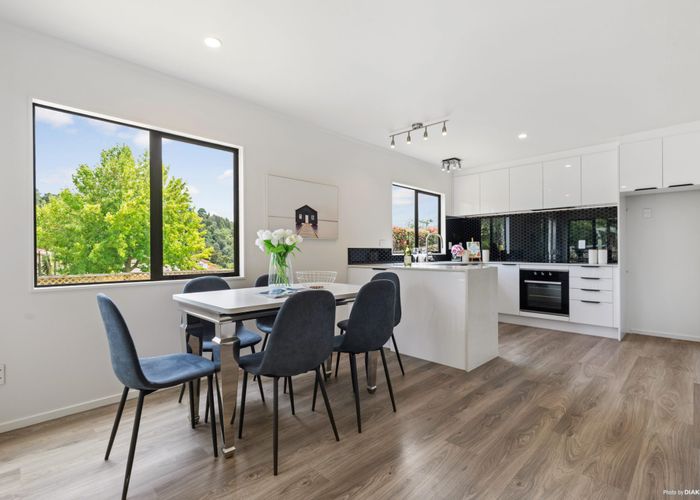  at 6/19 Roanoke Way, Albany, Auckland