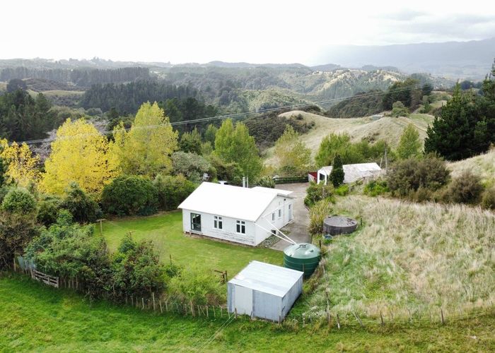  at 11 Ridge Road, Ashhurst, Palmerston North, Manawatu / Whanganui