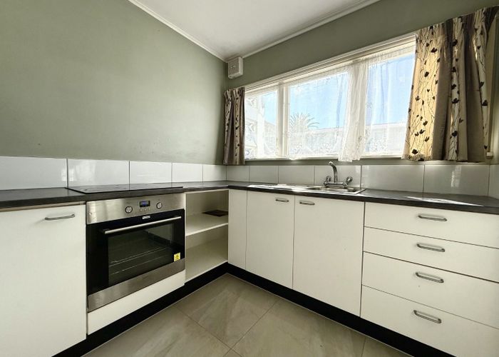  at 12/6-8 Keys Street, Elderslea, Upper Hutt, Wellington