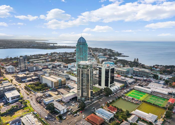  at 706,9-17 Byron Avenue, Takapuna, North Shore City, Auckland