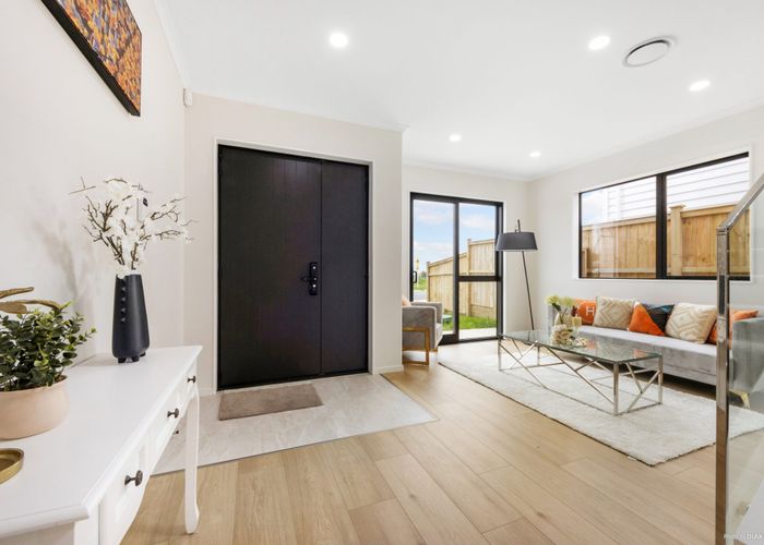  at 126 McQuoids Road, Flat Bush, Manukau City, Auckland