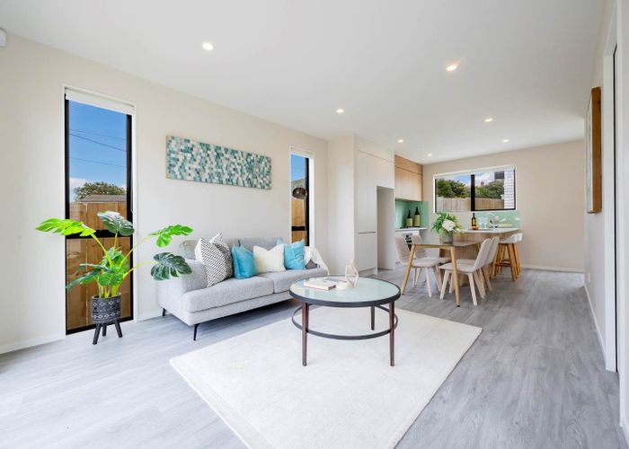  at 1/36 Tiroroa Avenue, Te Atatu South, Waitakere City, Auckland