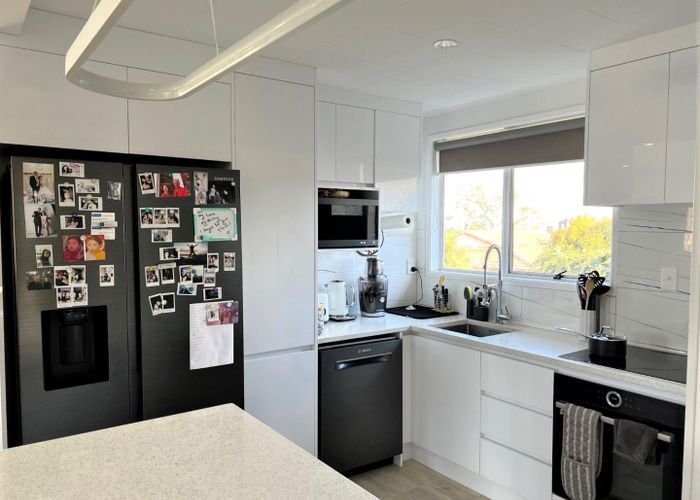  at 35 Leaver Place, Weymouth, Manukau City, Auckland